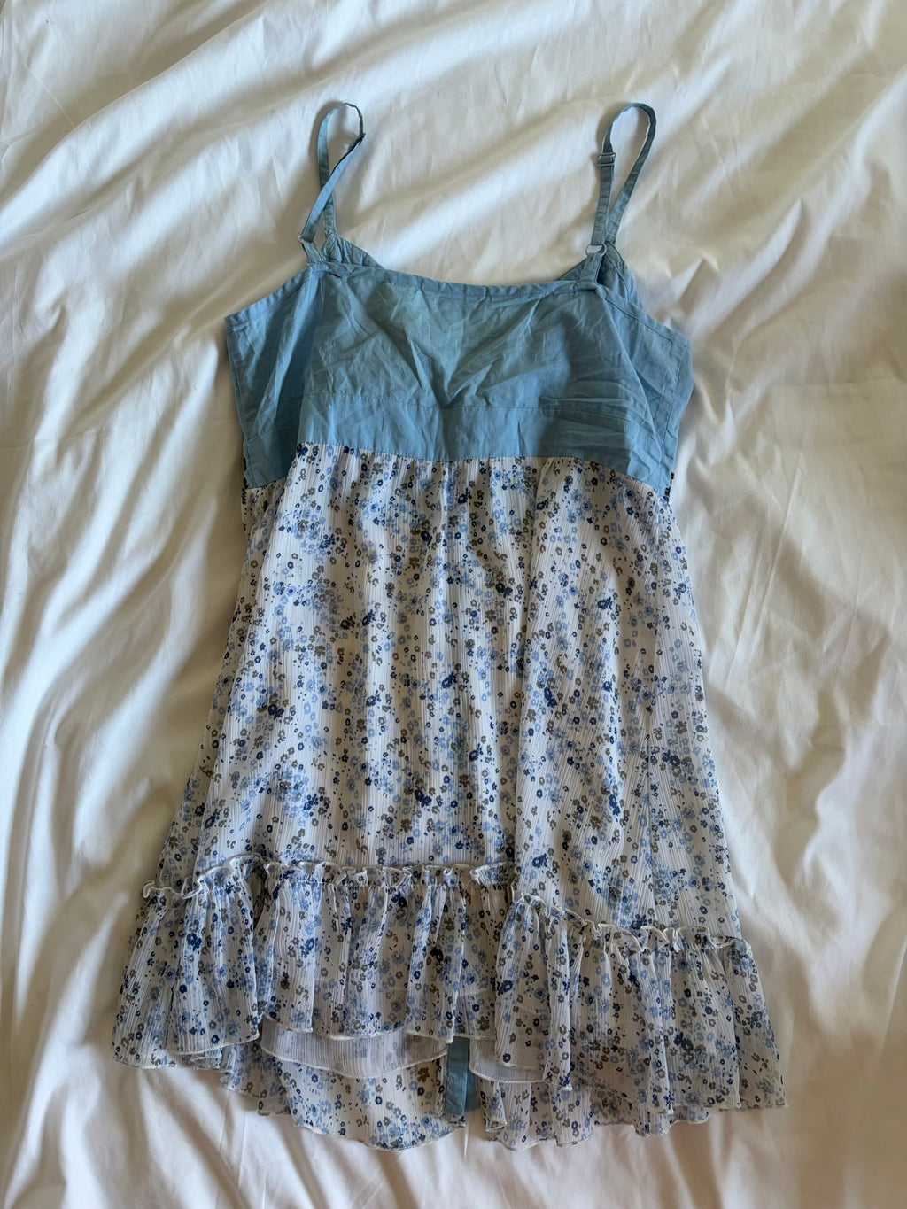 Vintage Y2K blue floral babydoll mini dress with embellishment and ruffle hem