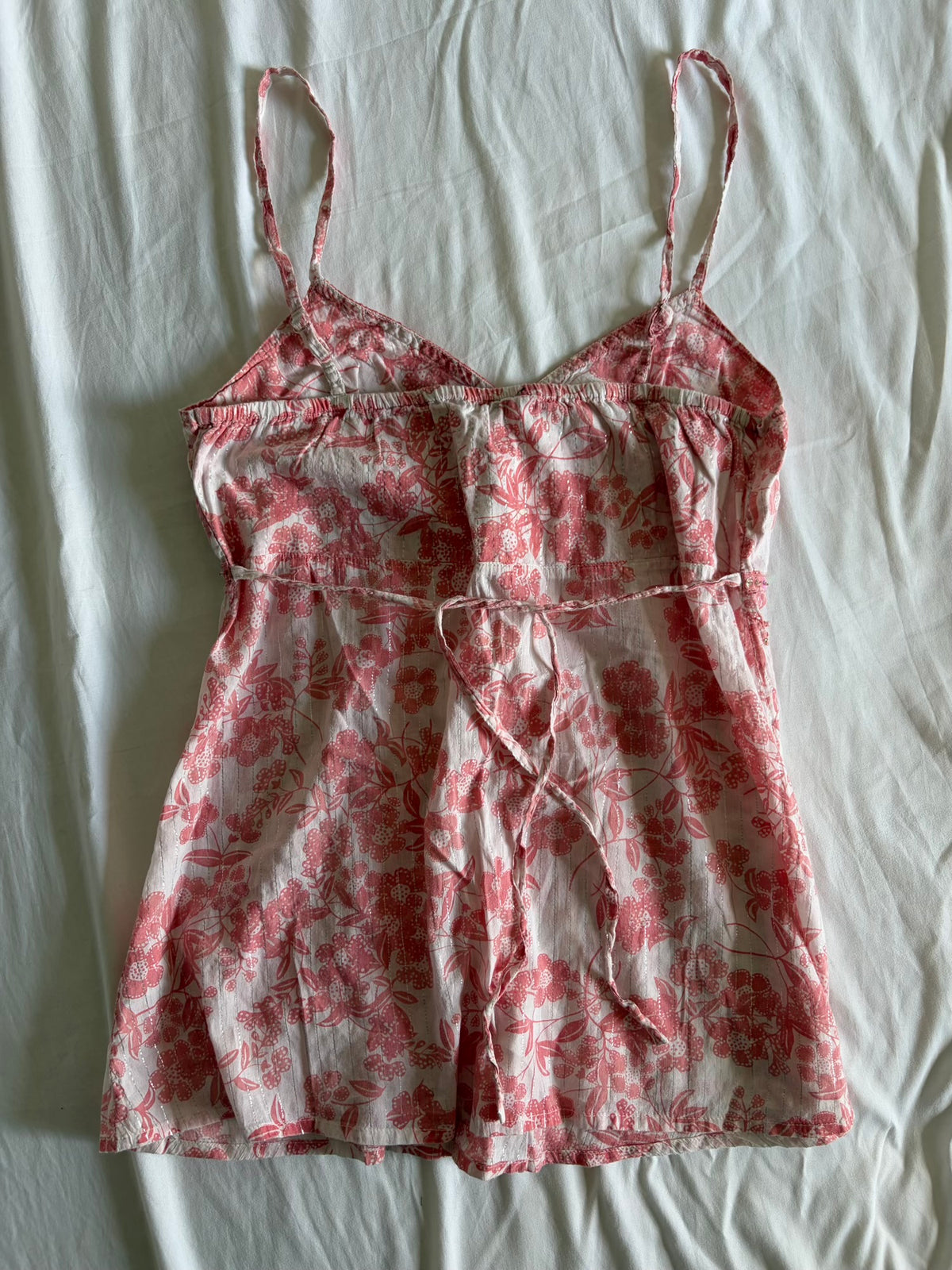 Vintage Y2K Coral and White Tie Back Top with Sparkly Thread and Sequins