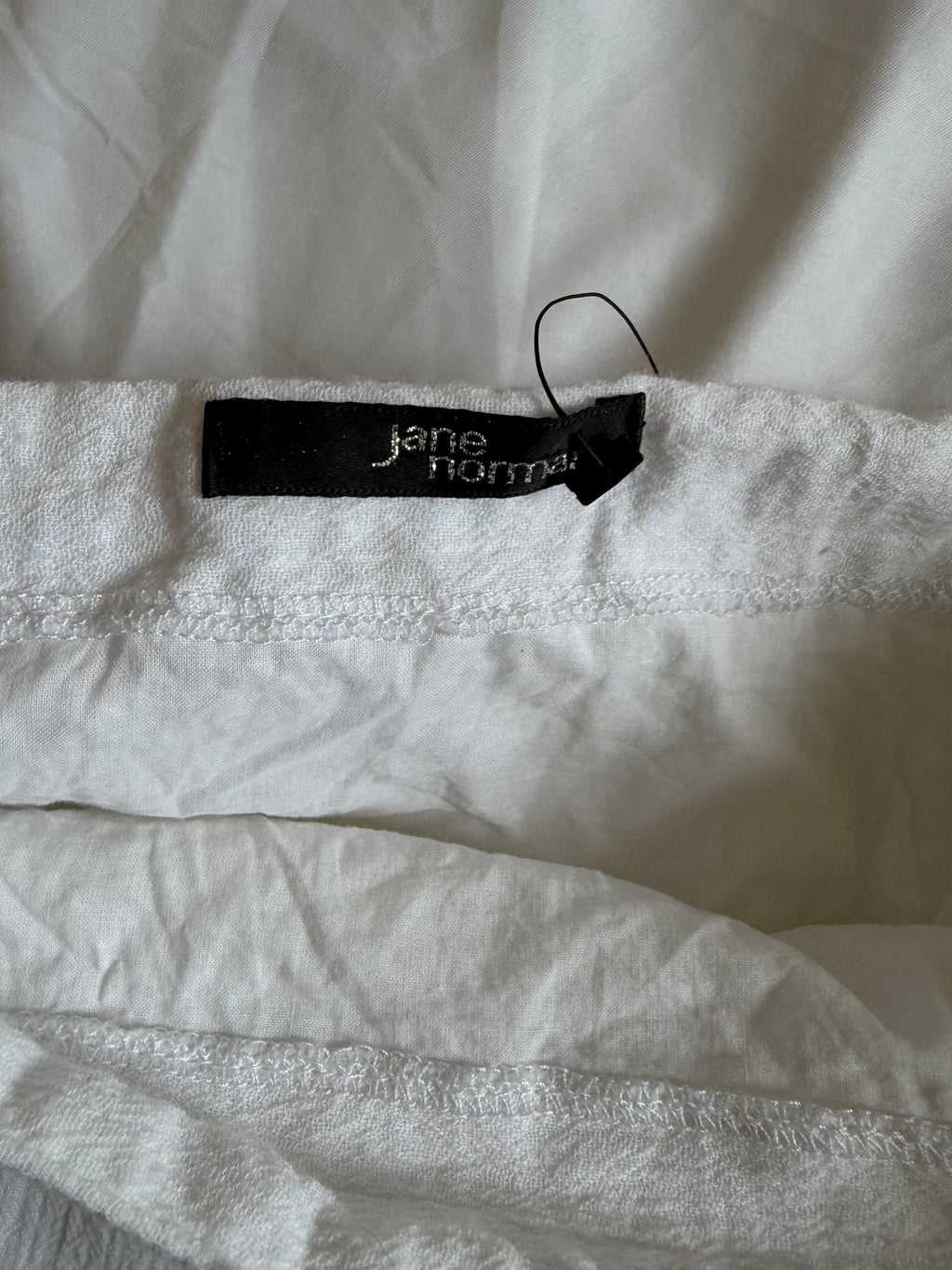 Vintage Y2K Jane Norman White Midi Skirt with Wooden O Ring Detail and Mermaid Hem