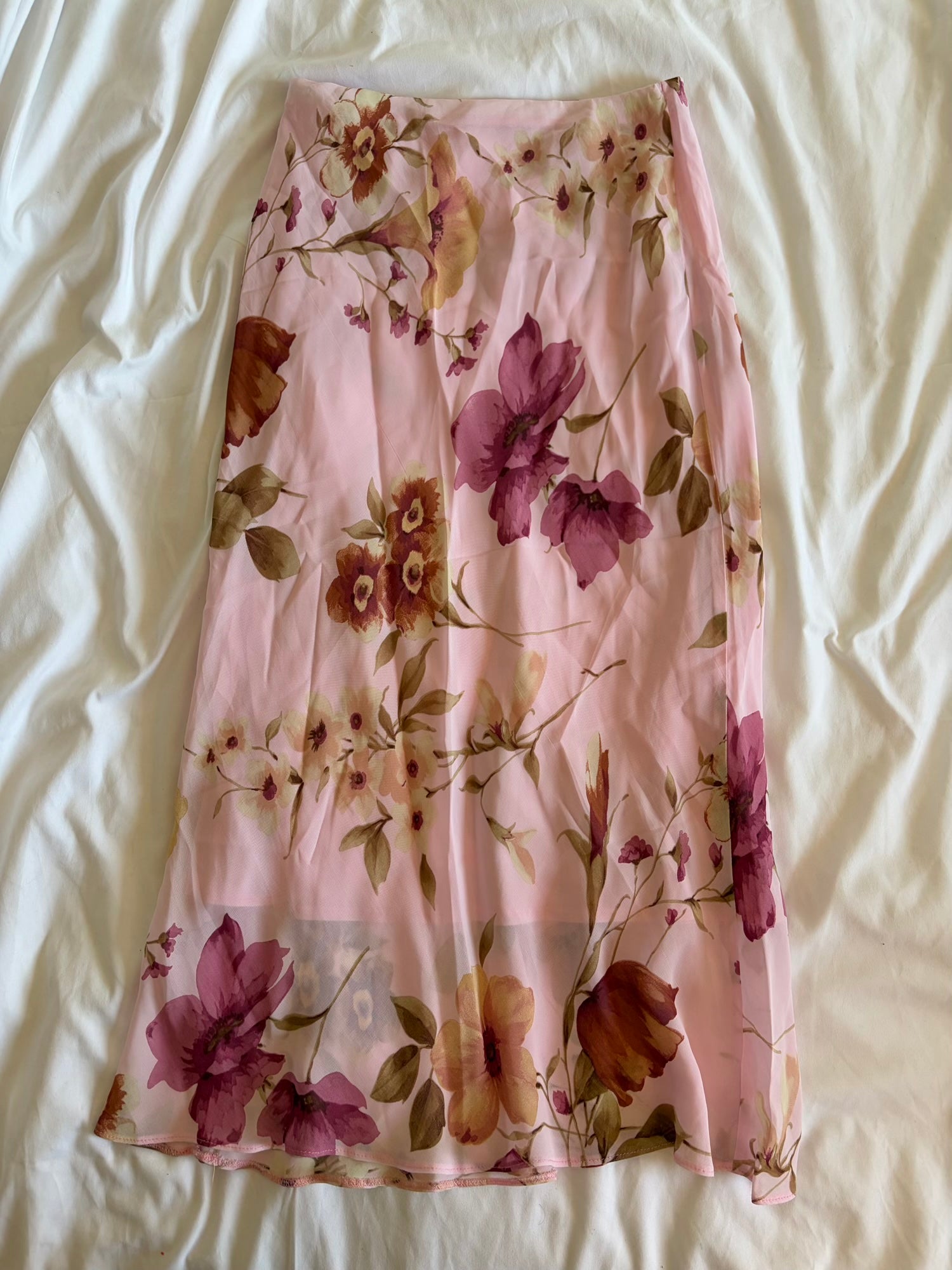 Vintage 1990s baby pink floral midi skirt
