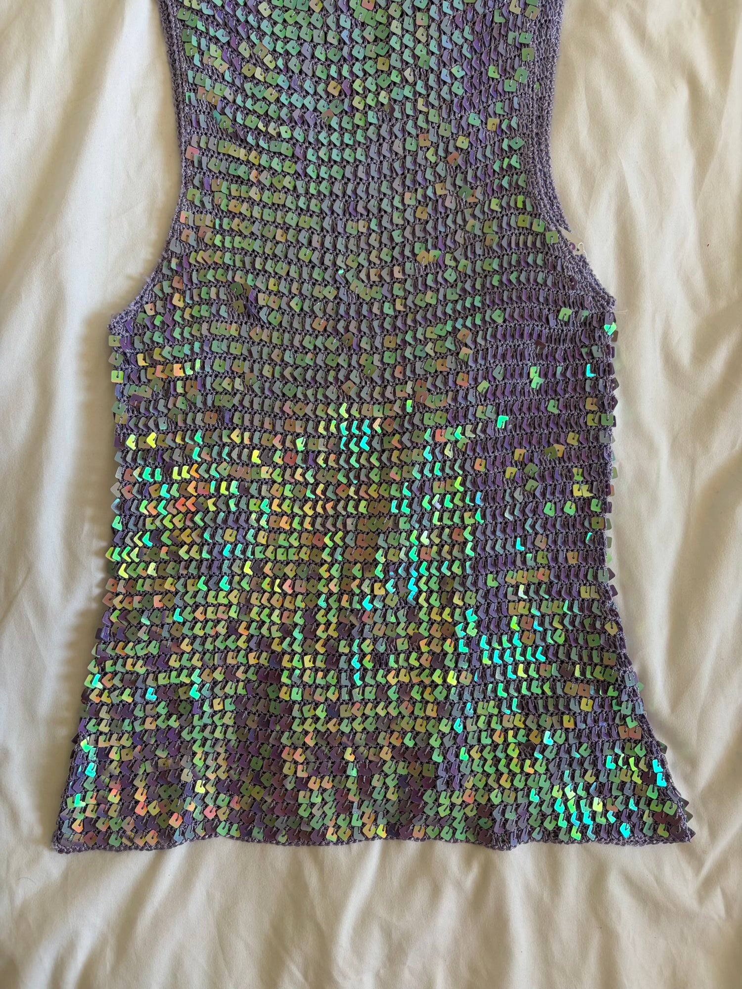 Vintage Y2K lilac boatneck crochet sequin cami top with keyhole closure