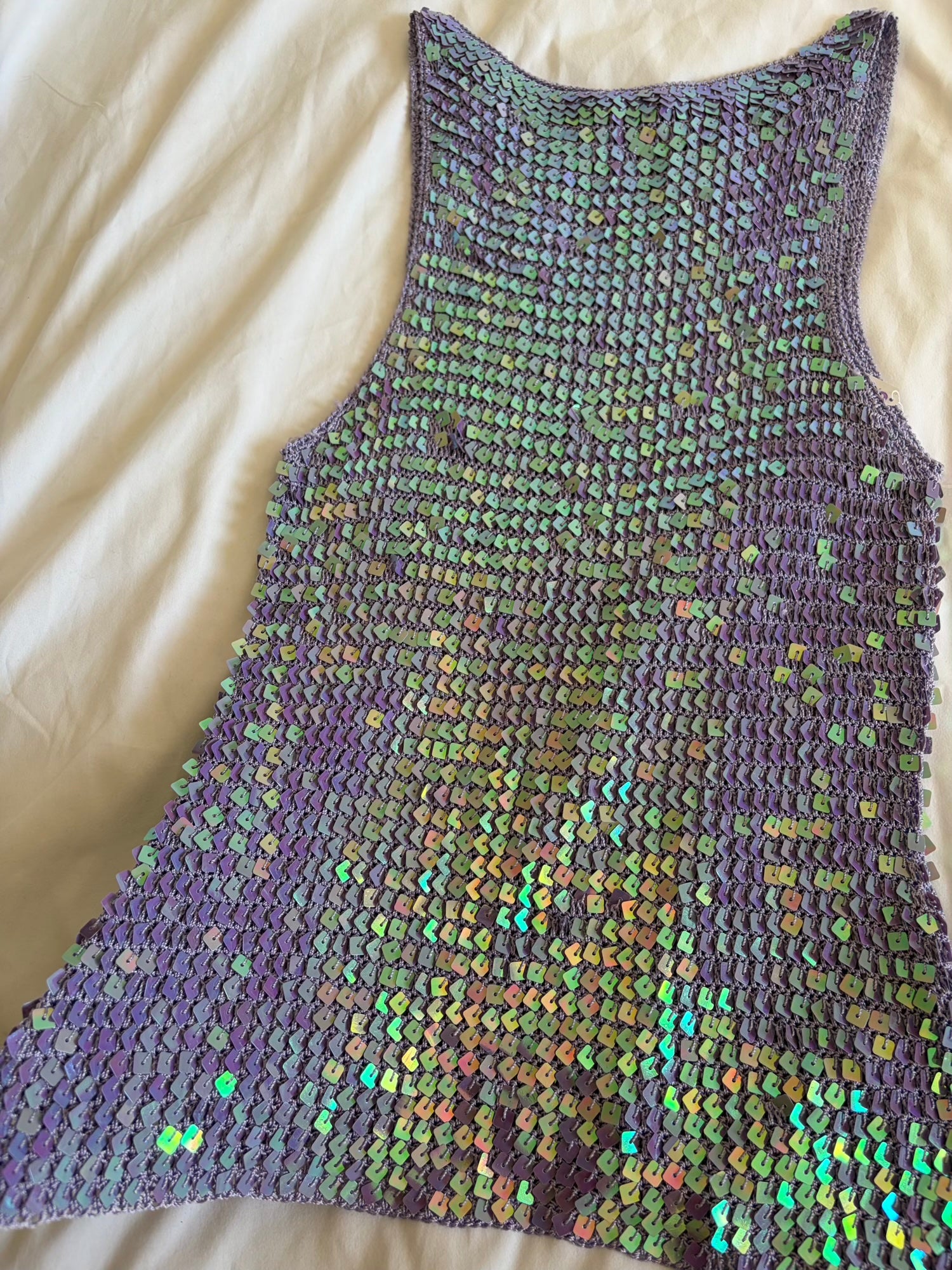 Vintage Y2K lilac boatneck crochet sequin cami top with keyhole closure