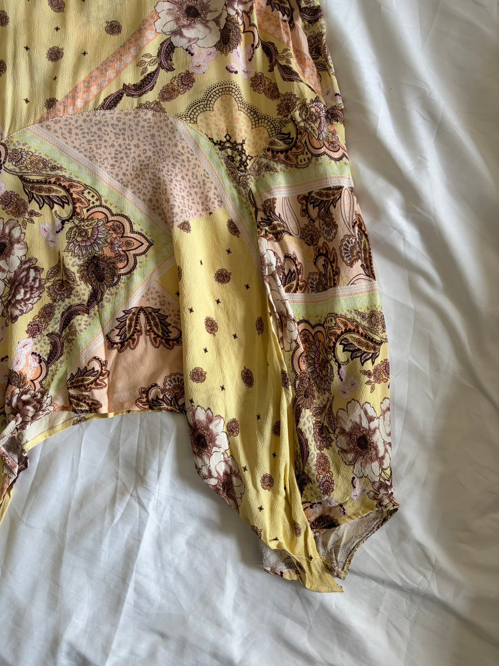 Vintage Y2K Yellow and Brown Asymmetrical Hem Paisley Midi Skirt