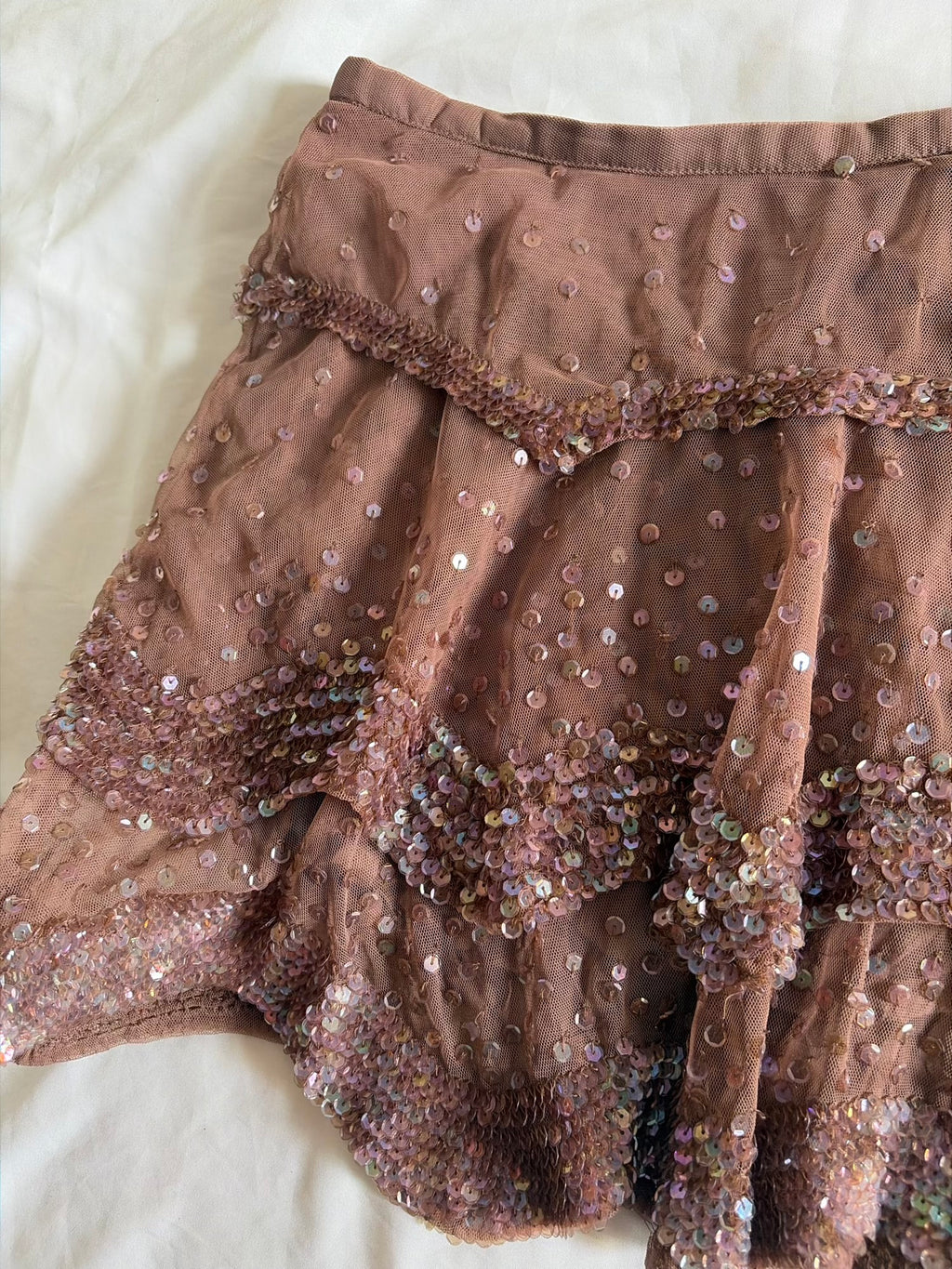 Vintage Y2K Mauve Mesh Ruffle Mini Skirt with Iridescent Sequins