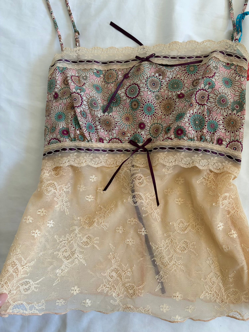 Vintage Y2K Beige Coquette Lace and Floral Cami with Purple Detailing