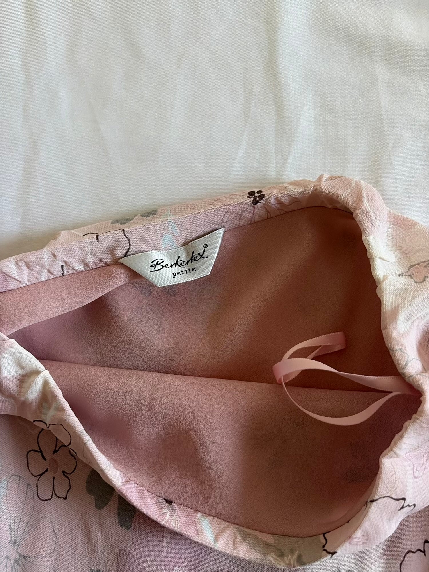 Vintage 1990s Rose Pink and Grey Floral Floaty Midi Skirt