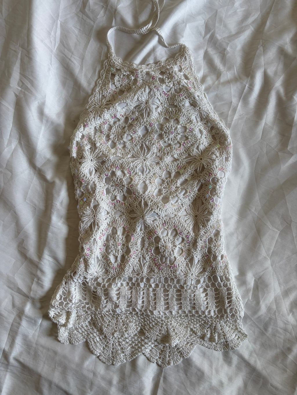 Vintage Y2K White Iridescent Sequin Crochet Openback Halterneck Cami