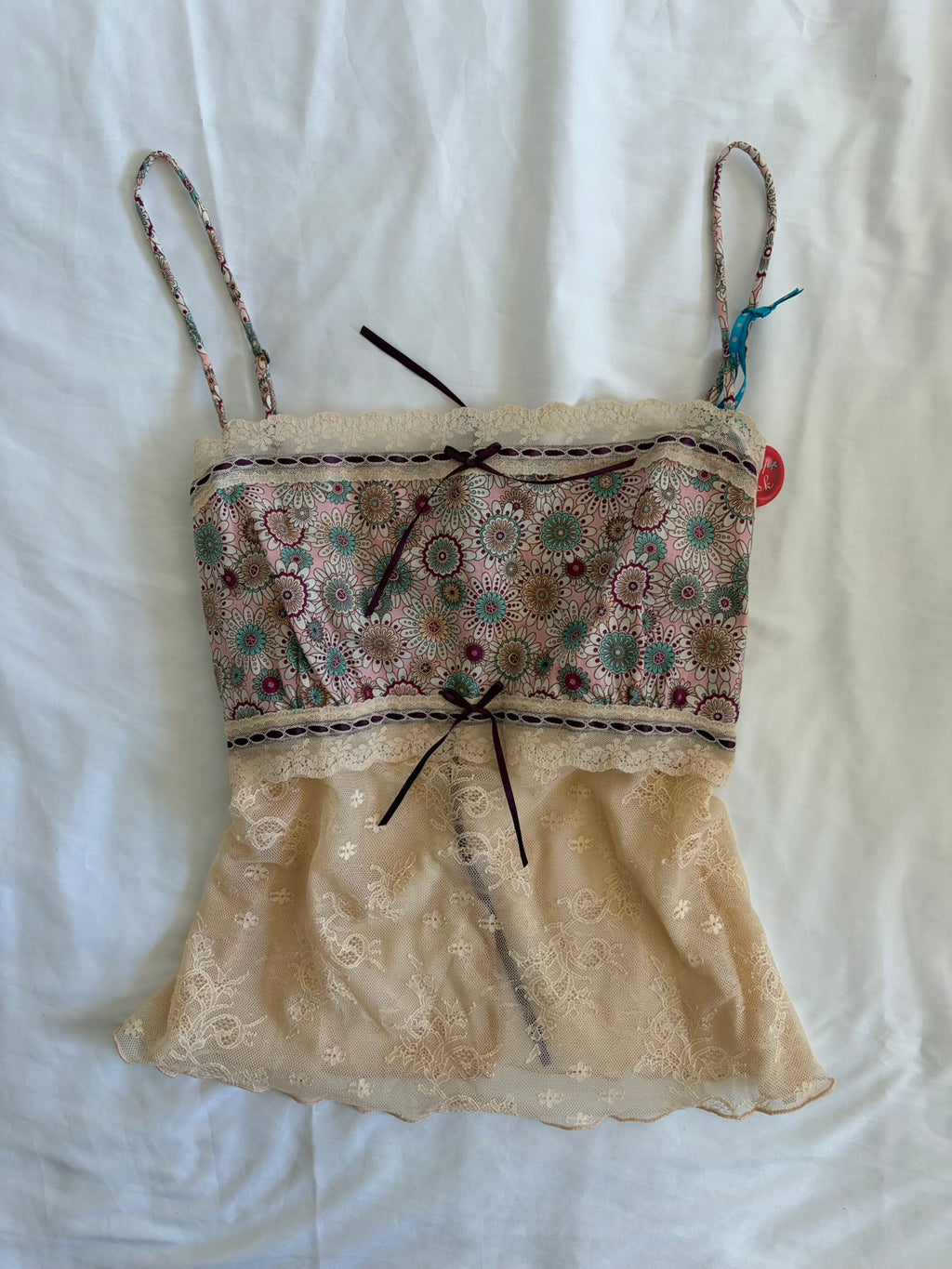 Vintage Y2K Beige Coquette Lace and Floral Cami with Purple Detailing