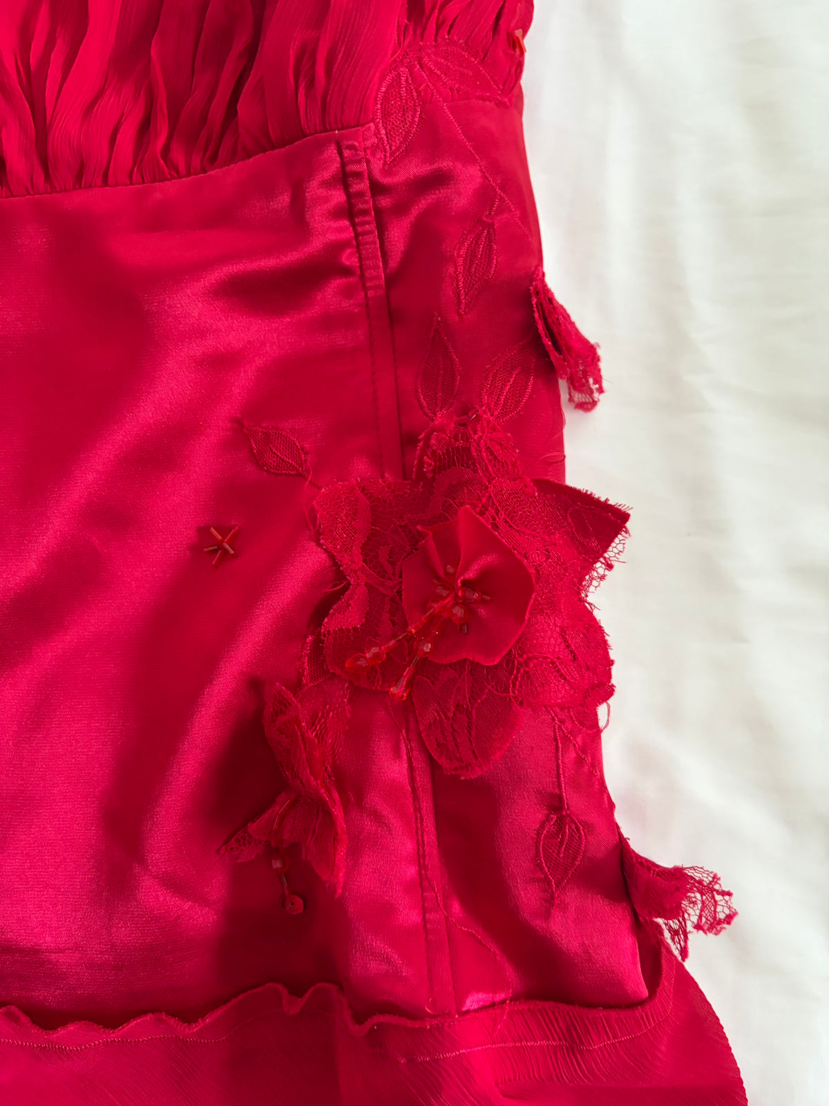 Vintage Y2K Red Corset Style Cami with Floral Applique