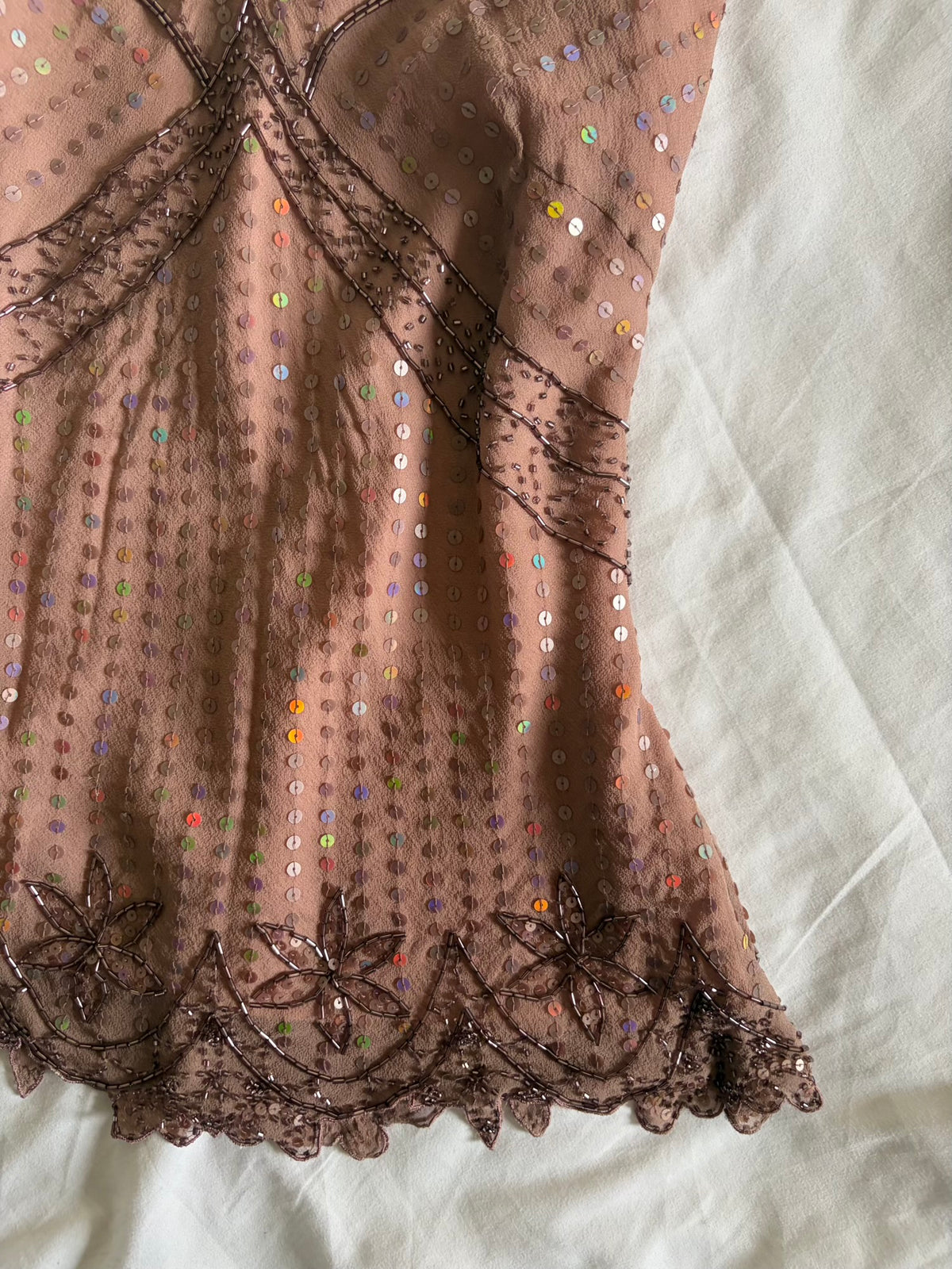 Vintage 2000s Dusty Mauve Silk Heavily Embellished Beaded and Sequin Cap Sleeve Blouse – Size 6