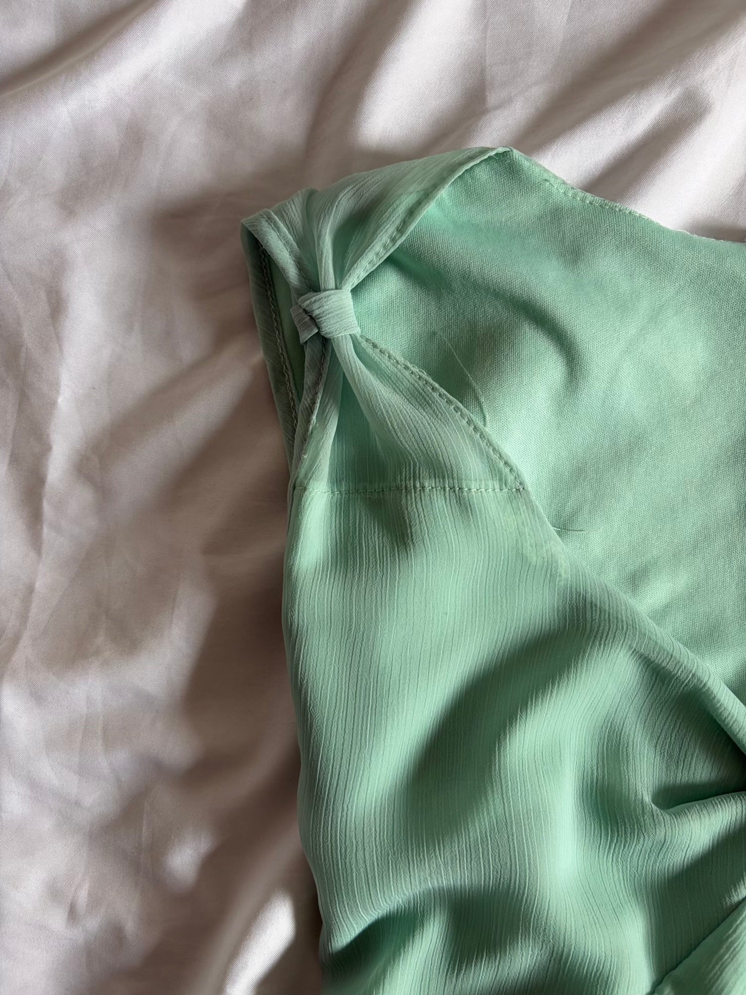 Vintage Y2K Turquoise Knot Bust Lettuce Hem Top