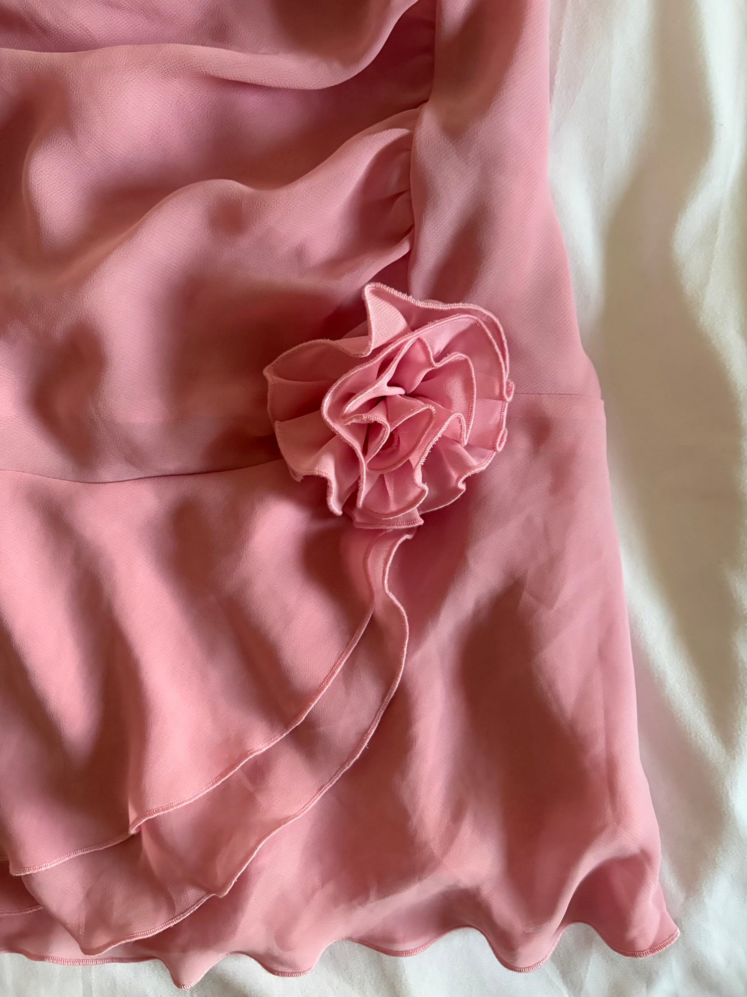 Vintage Y2K Italian baby pink cami with ruffle hem and floral applique detail