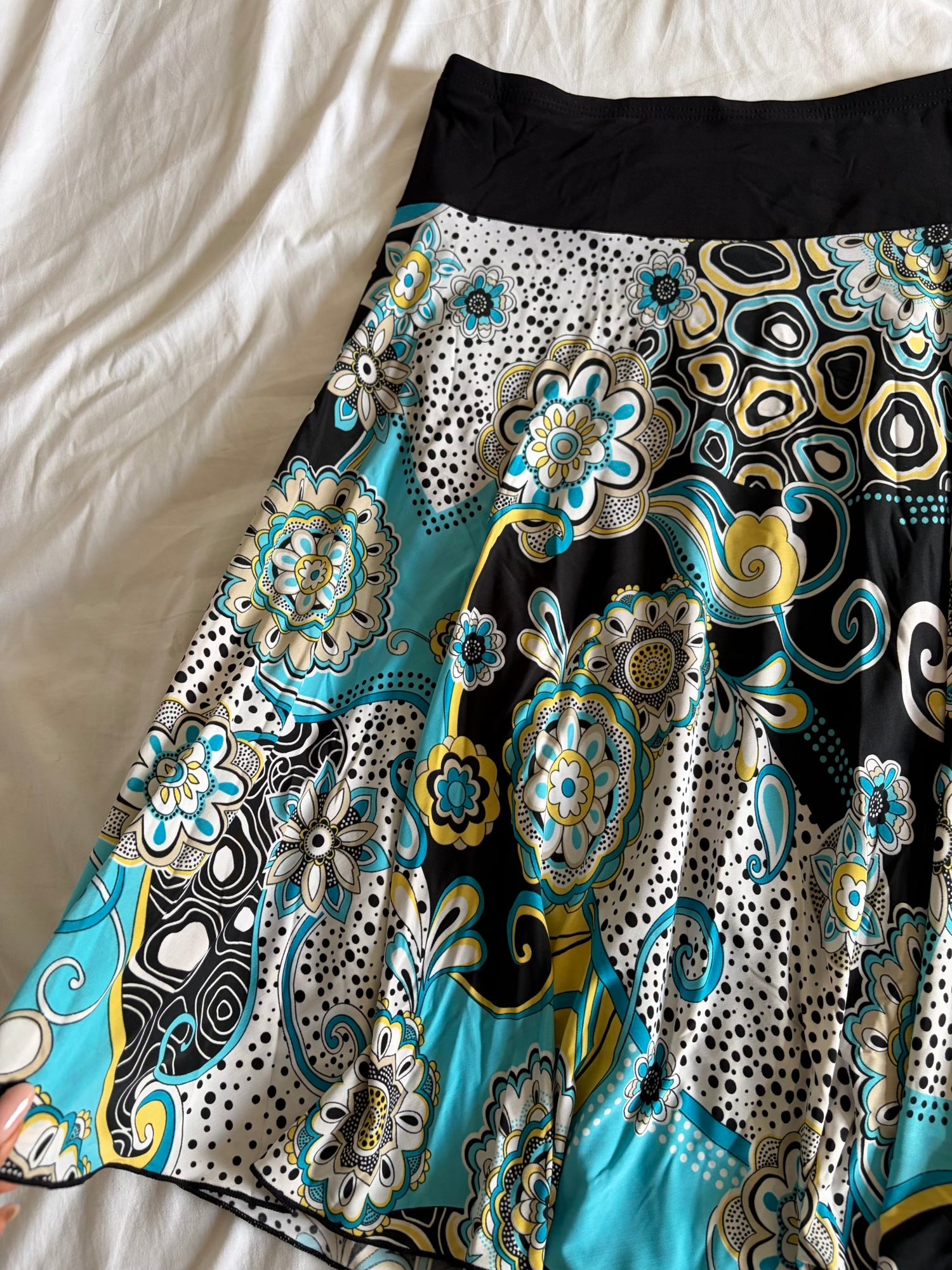 Vintage Y2K Black Midi Skirt with Blue and Yellow Florals and Polka Dots