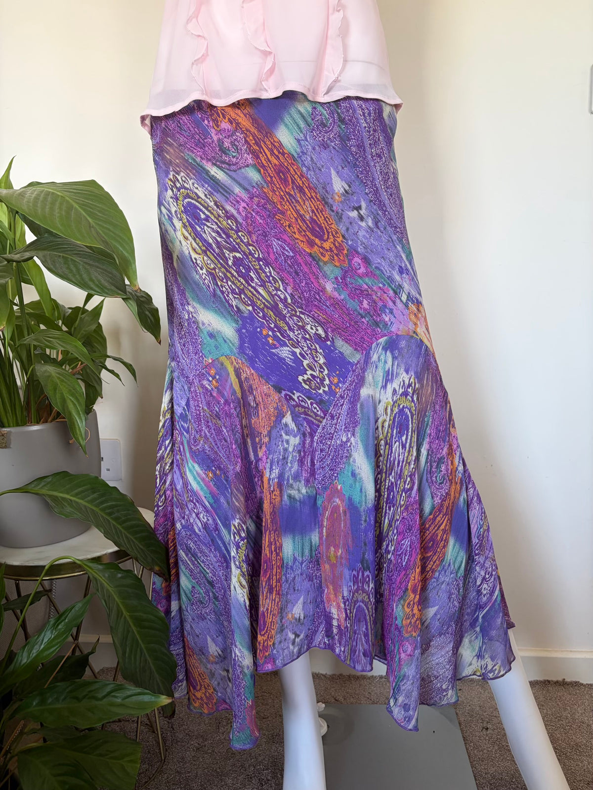 Vintage 1990s Purple Paisley Mermaid Hem Skirt