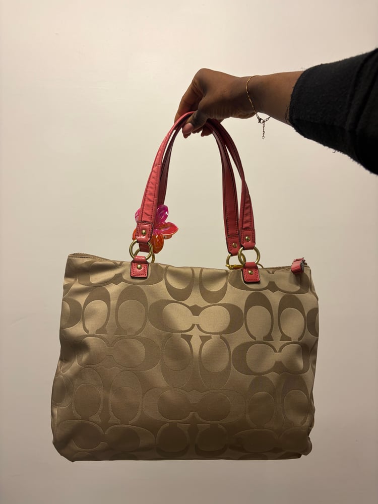 2012 Coach Daisy Signature Coral Tote