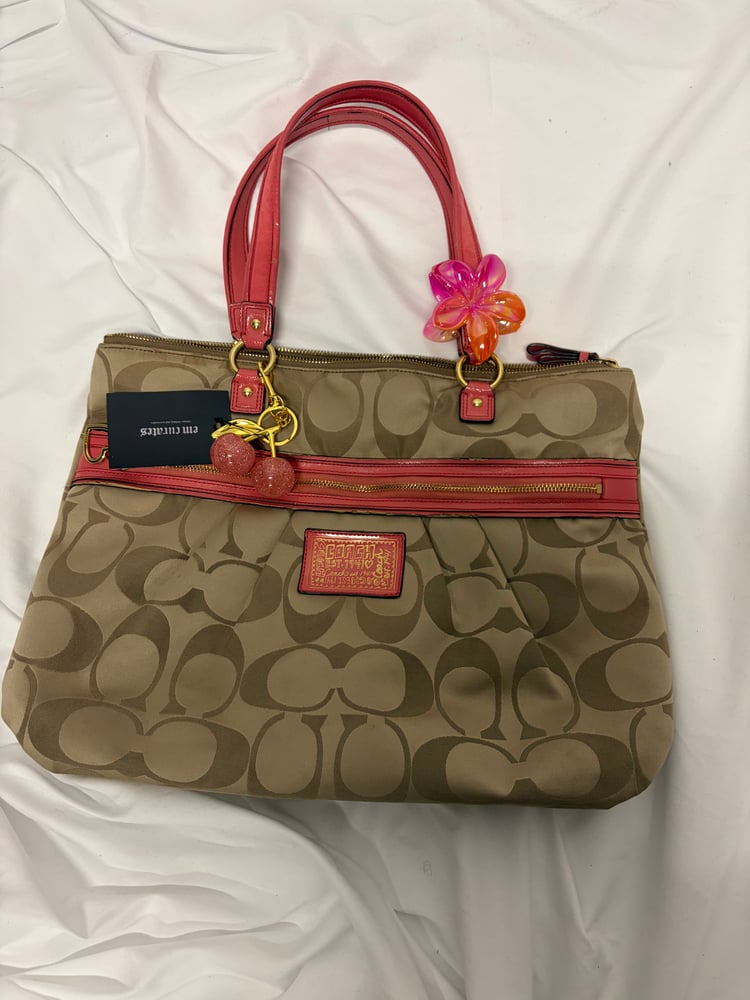 2012 Coach Daisy Signature Coral Tote