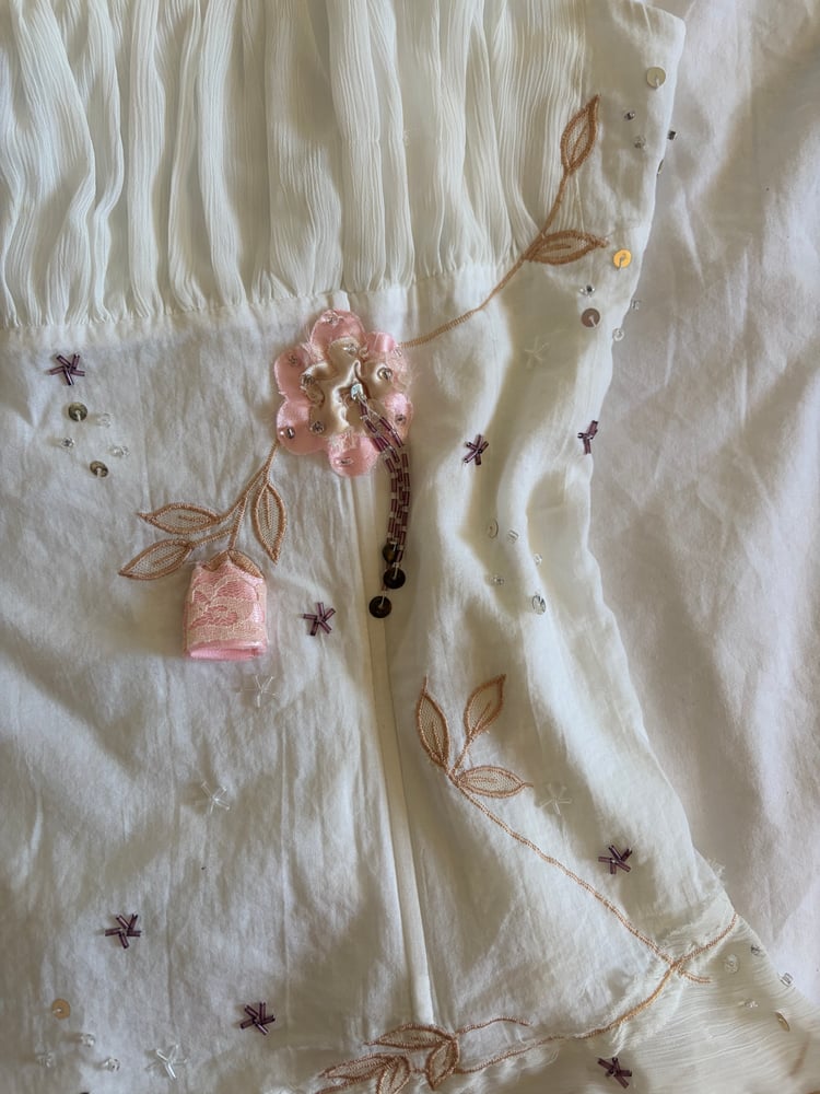 Y2K 2000s white corset style cami with pink applique flowers, embroidery, sequins and beads