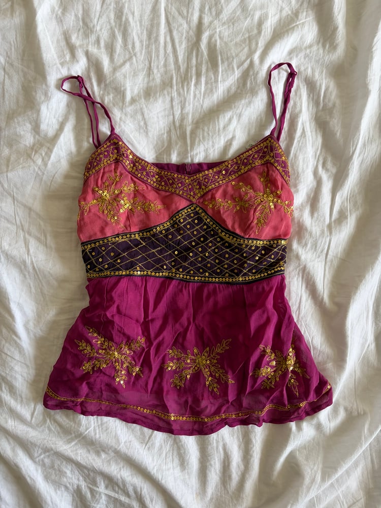 Vintage Y2K pink contrast sequin cami with gold sequins