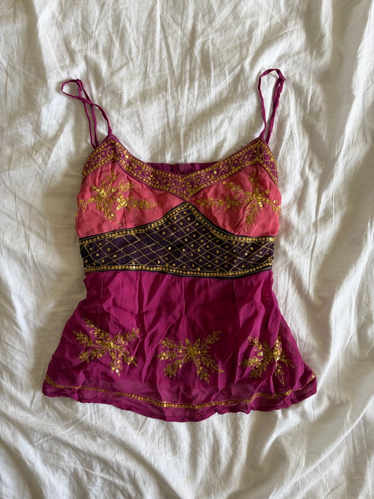 Vintage Y2K pink contrast sequin cami with gold sequins
