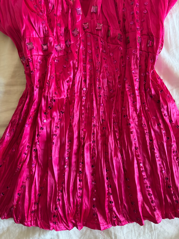 Vintage Y2K hot pink sequin and beaded crinkle cami top