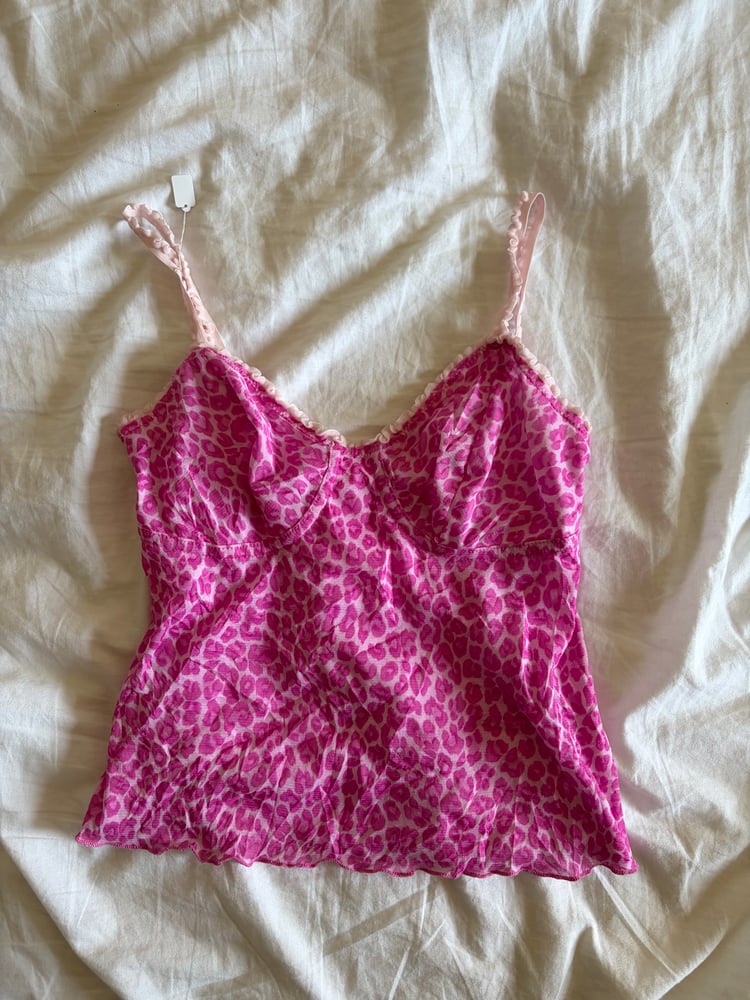 Vintage Y2K pink leopard micromesh cami with ruffle straps and trimming