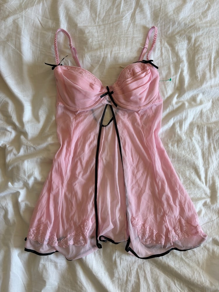 Vintage Y2K Charlotte Russe baby pink babydoll cam