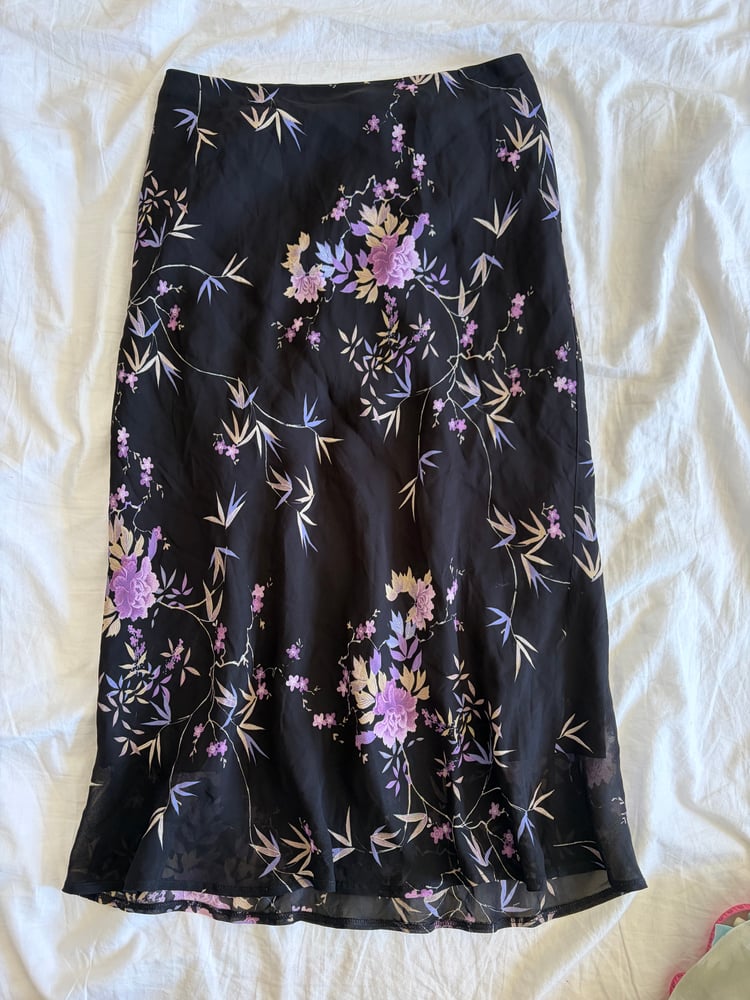 Vintage Y2K black and purple floral floaty skirt