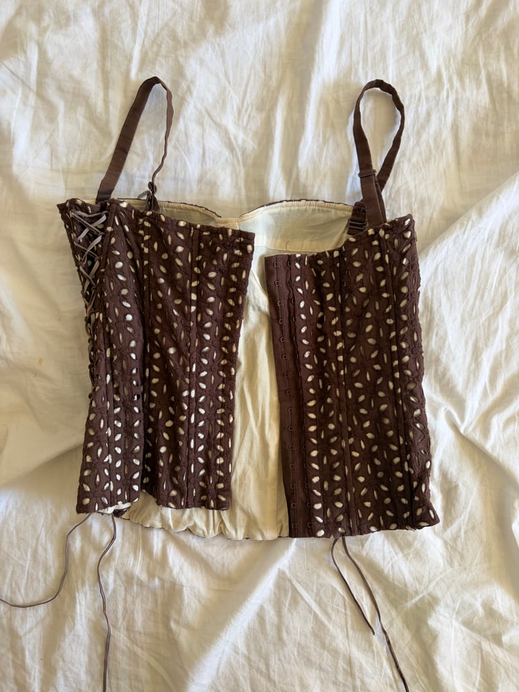 Vintage Y2K brown floral broderie anglaise corset style cami with lace up side detailing