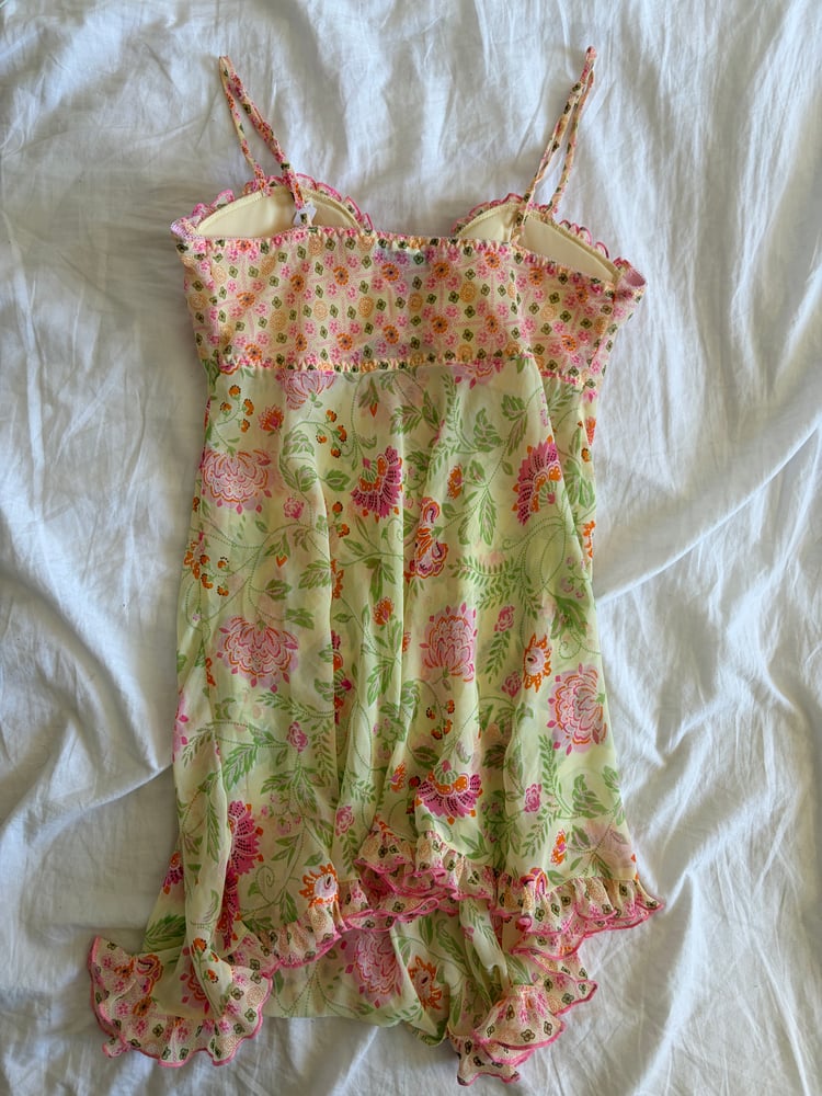 Vintage 90s floral baby doll cami with ruffle hem