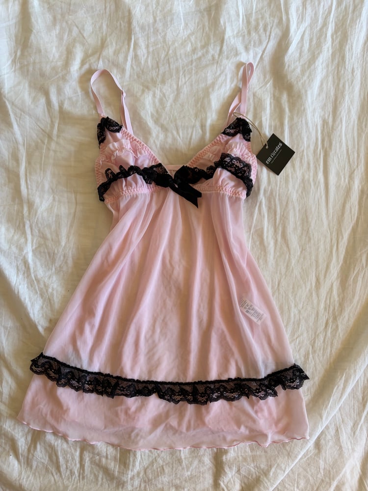 Vintage Y2K baby pink and black ruffle babydoll cami