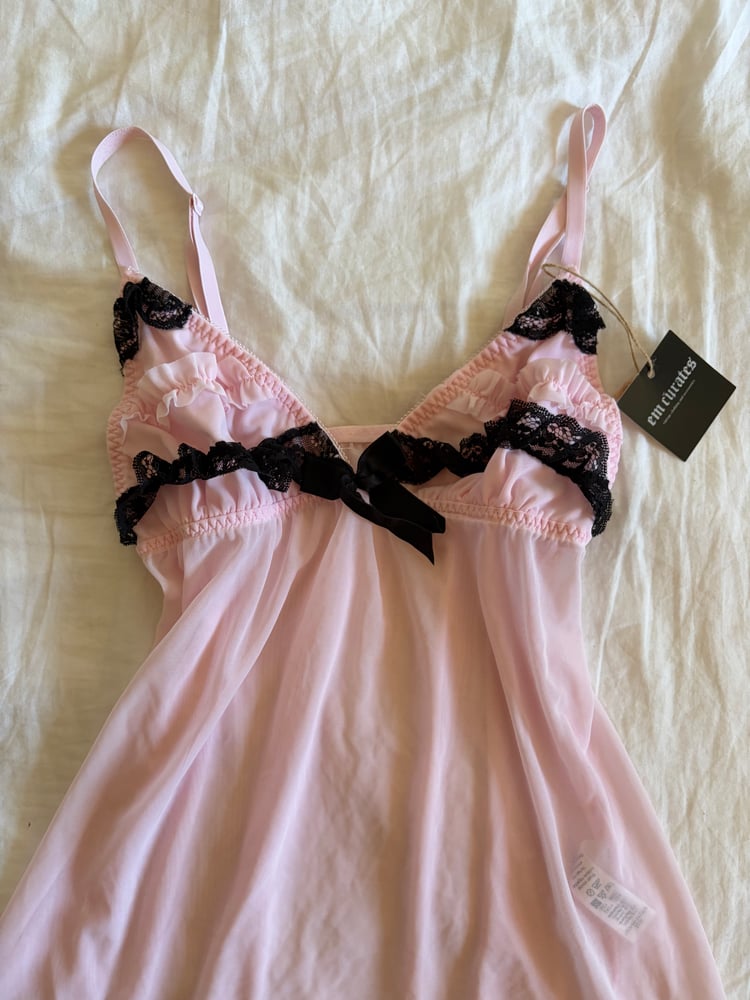 Vintage Y2K baby pink and black ruffle babydoll cami