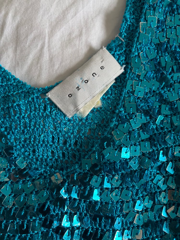 Vintage Y2K blue sequin crochet cami