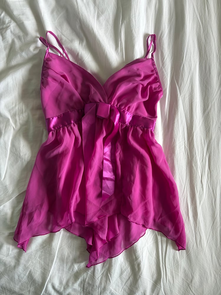 Vintage Y2K pink handkerchief hem halter ribbon detail on the bust