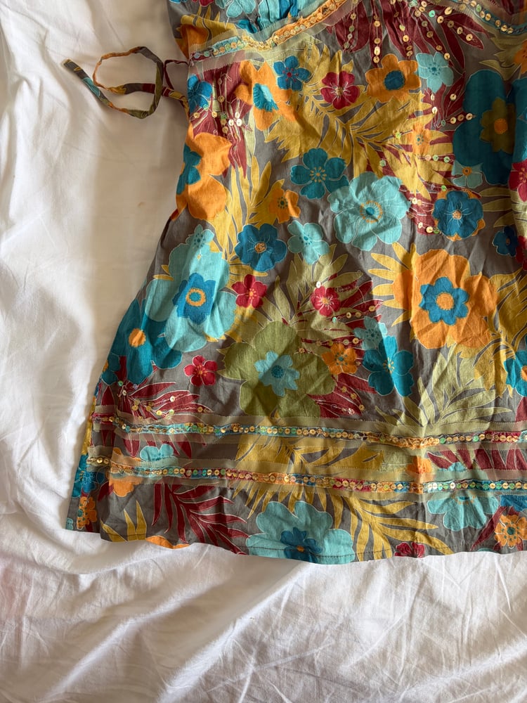 Vintage Y2K floral sequin babydoll style tie back cami