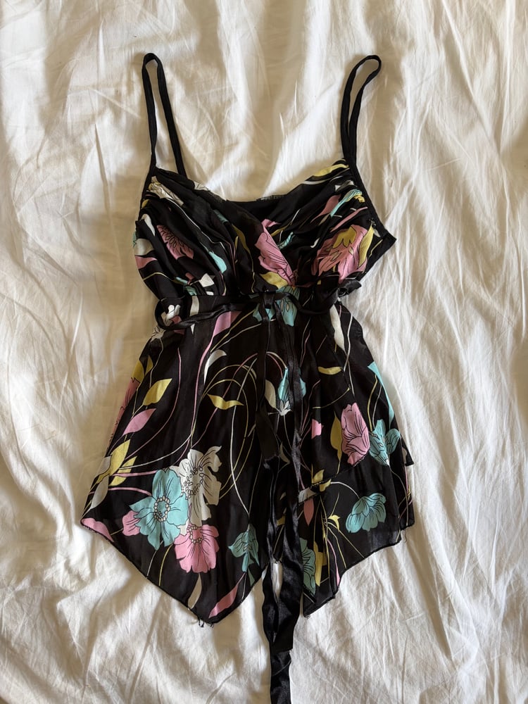 Vintage Y2K black asymmetrical hem cami with ribbon bust detail