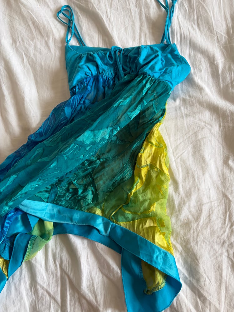 Vintage Y2K blue and green handkerchief hem cami with ribbon trim