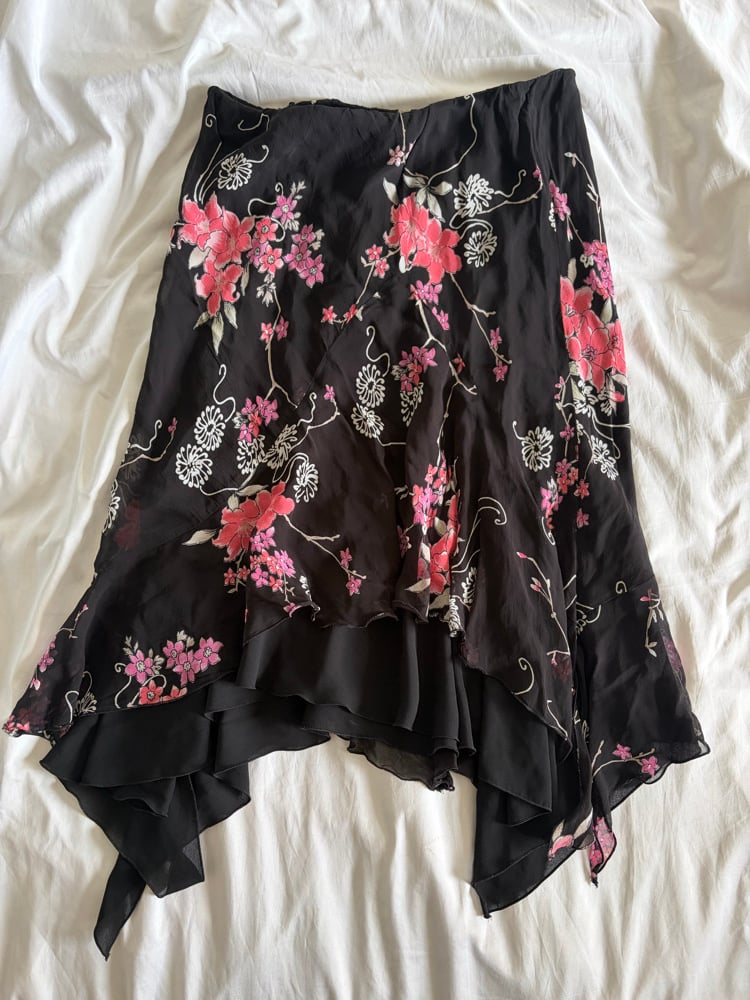 Vintage 1990s black floral asymmetrical hem floaty fairy skirt