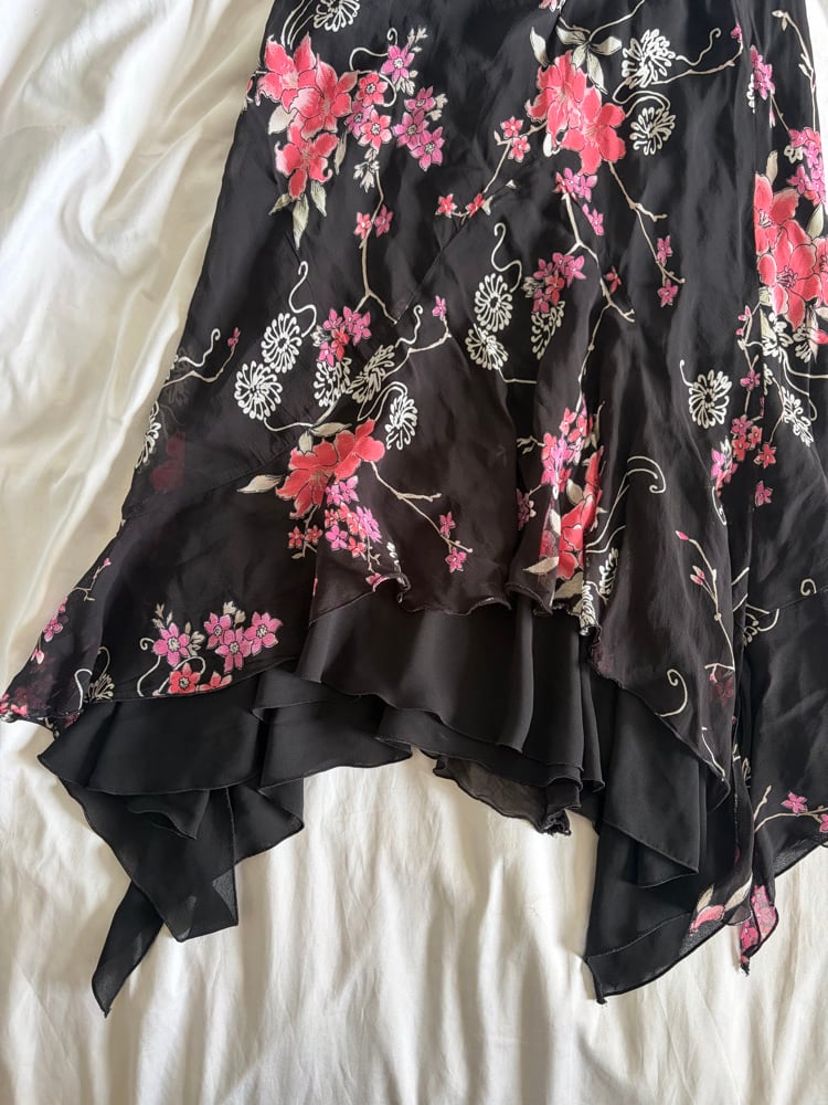 Vintage 1990s black floral asymmetrical hem floaty fairy skirt