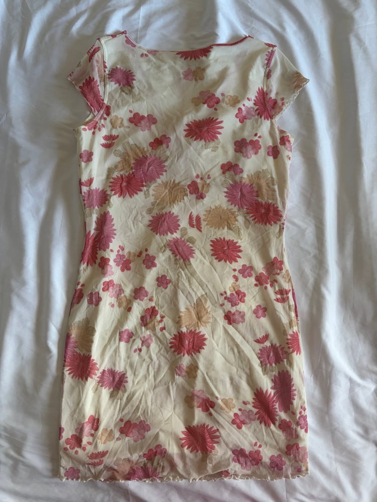 Vintage 1990s romantic floral midi dress with ribbon detail and sparkles