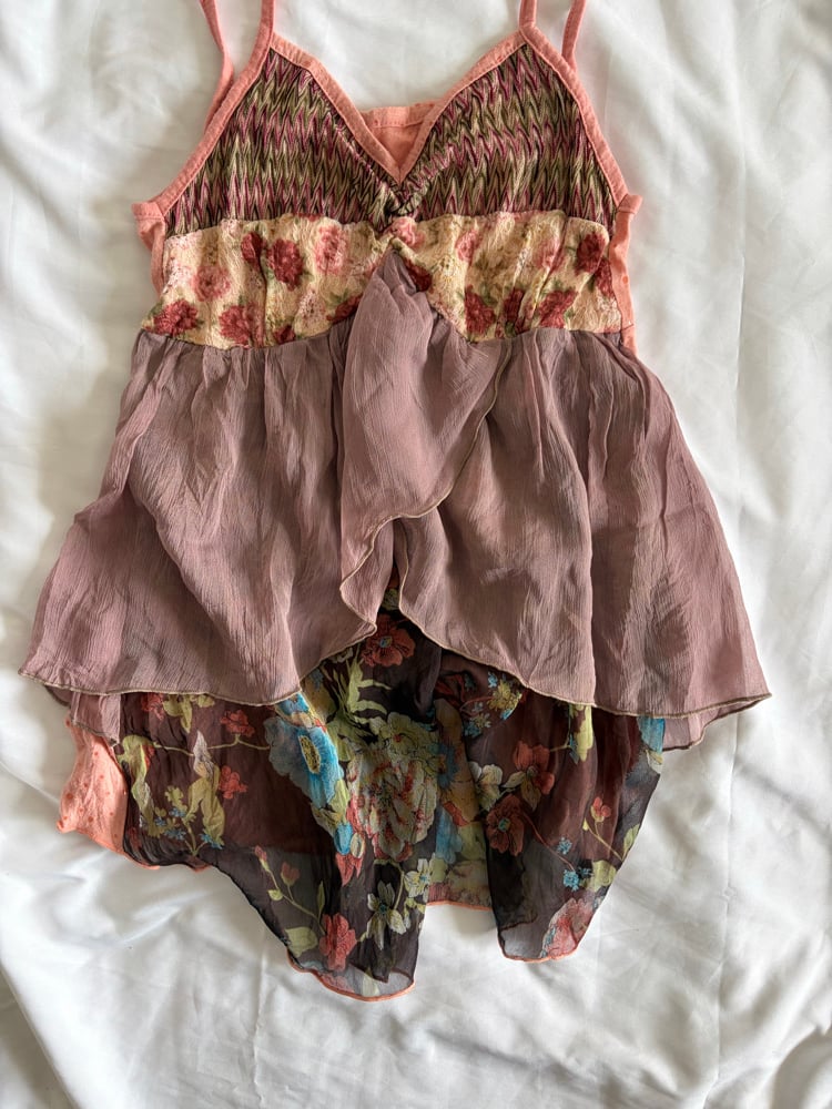 Vintage Y2K asymmetrical double hem fairy babydoll cami with floral detail and lace