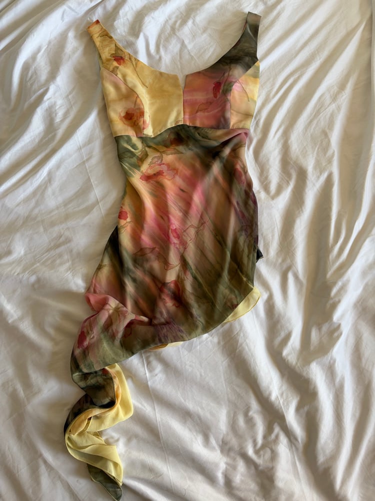 Vintage Y2K asymmetrical hem tie dye cami with long fairy hem