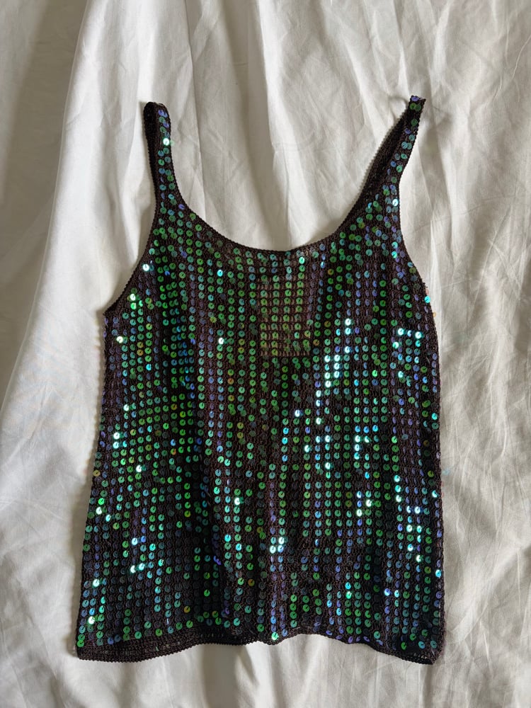 Vintage Y2K Aubergine iridescent sequin crochet cami