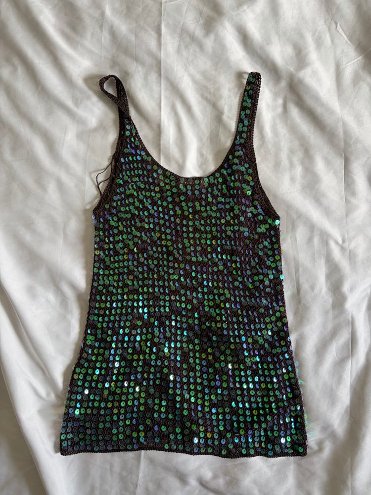 Vintage Y2K Aubergine iridescent sequin crochet small cami