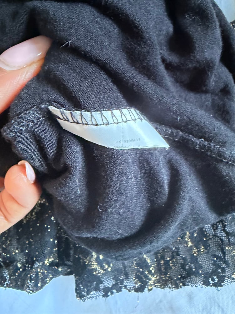 Vintage Y2K black and gold asymmetrical hem sparkly cami