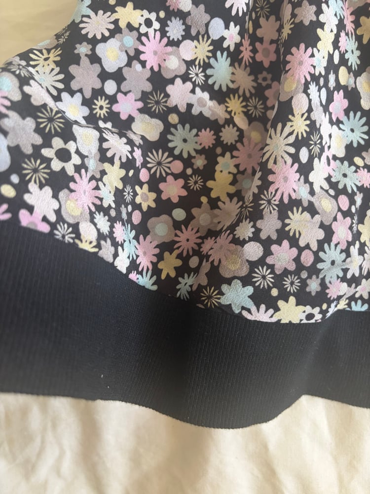 Vintage Y2K black floral silk cami with ribbed bottom