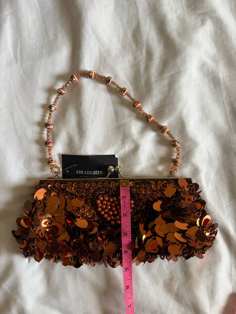 Vintage Y2K brown beaded and sequin heart faux pearl bag with beaded handle