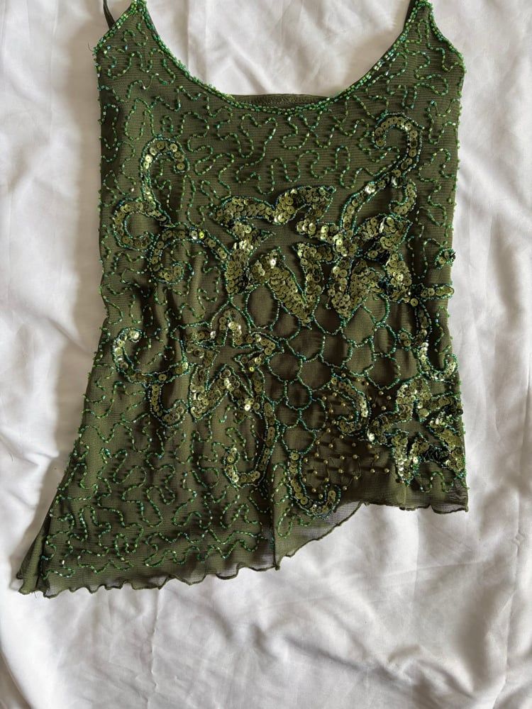 Vintage Y2K dark forest green asymetrical hem sequin and beaded mesh cami