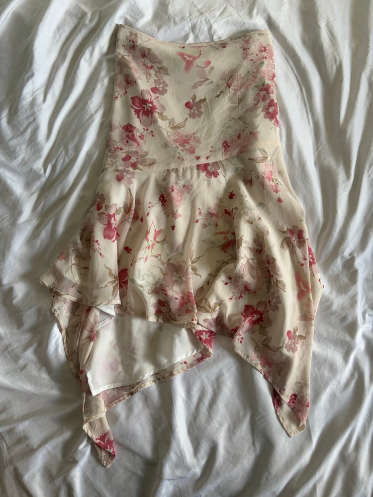 Vintage Y2K floral asymmetrical hem fairy skirt