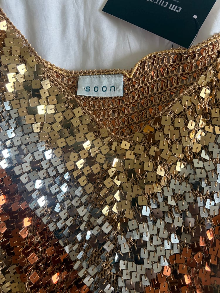 Vintage Y2K gold bronze and silver sequin asymmetrical hem crochet cami