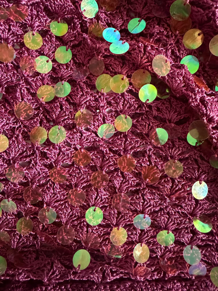 Vintage Y2K mauve iridescent ruched side sequin crochet cami top